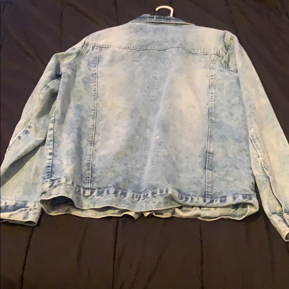 Jean jacket - Picture 3 of 3